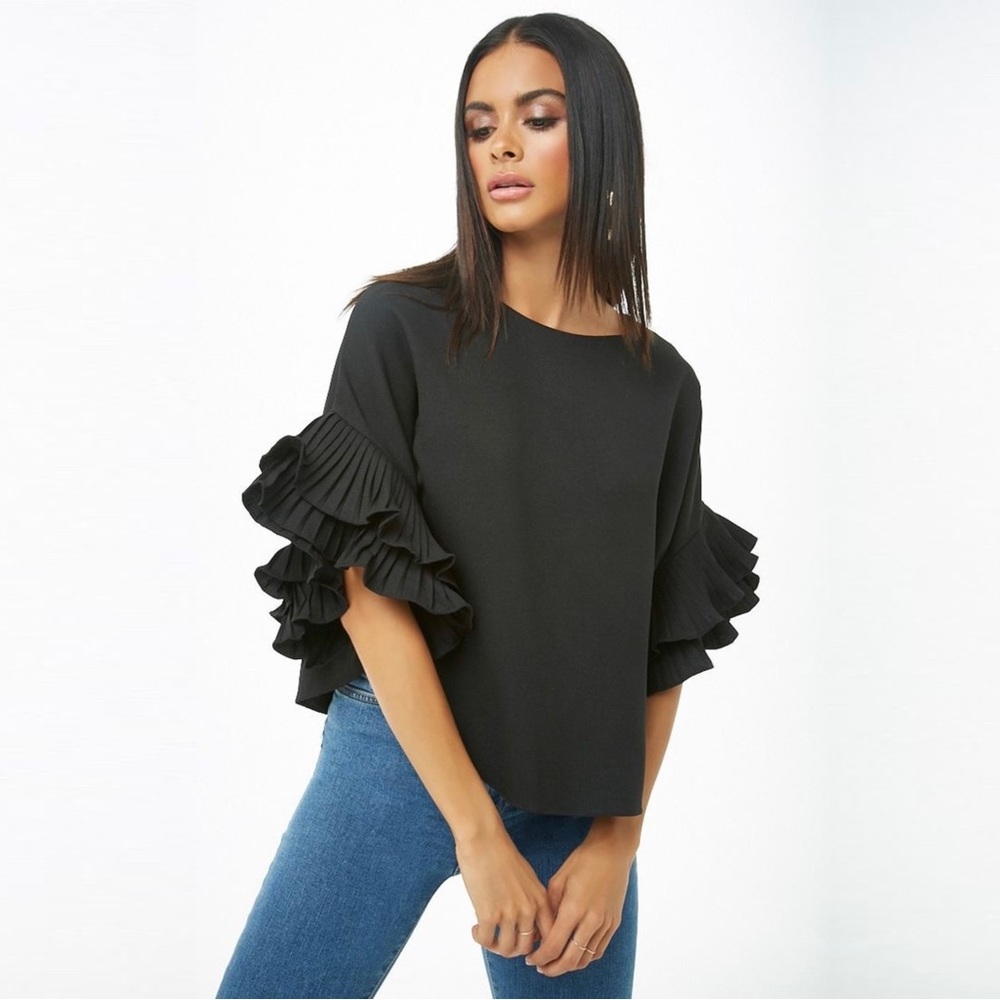 Forever 21 Tiered Pleated Sleeve Top